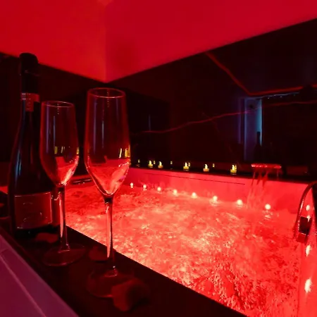 Apartamento With Jacuzzi & Parking Near Cdg Airport
