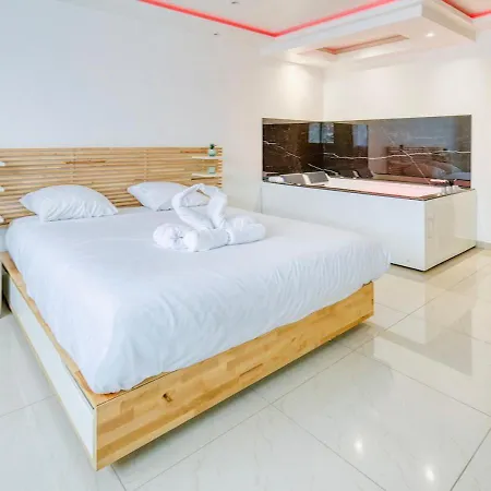 Apartament With Jacuzzi & Parking Near Cdg Airport *