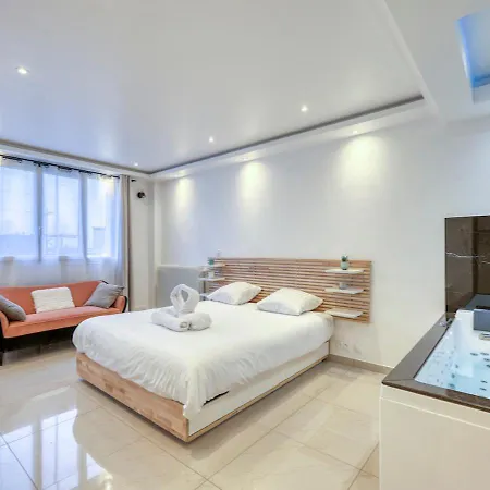 With Jacuzzi & Parking Near Cdg Airport Apartamento *